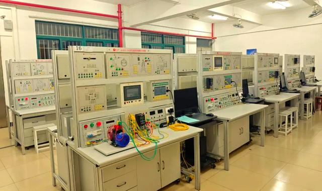 智能制造專業與實訓室 智能工廠的核心培訓基地與網絡技術服務